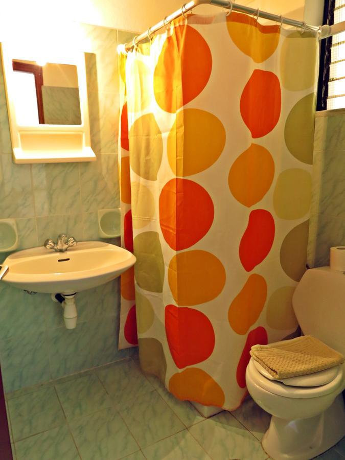 Debby Apartments Ialysos  Chambre photo