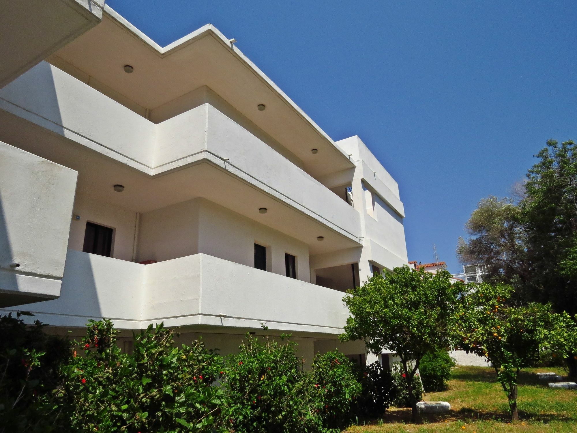 Debby Apartments Ialysos  Extérieur photo